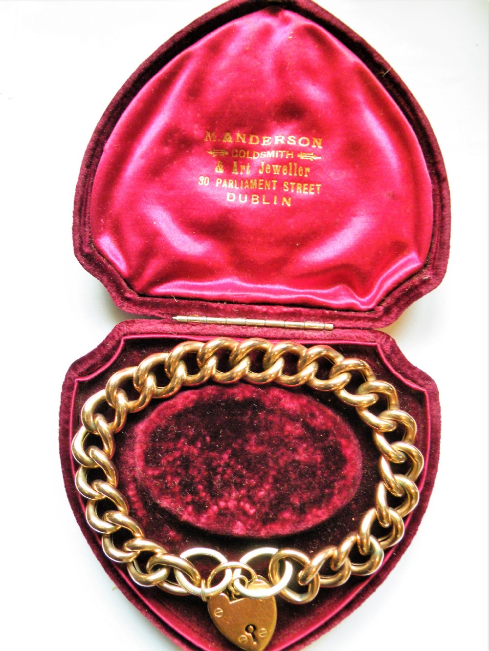 a lovely 1905 edward the vii rose gold kerb link bracelet 224 grams