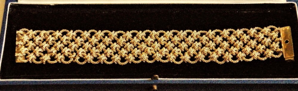 a superb french 18 carat gold flexible bracelet